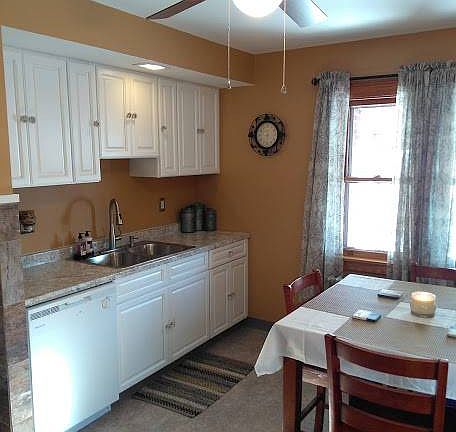 2nd image of 3306 Abbott Rd