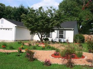 410 Maureen Dr, Newport News, VA 23602