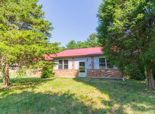 7657 Grayson Tpke, Speedwell, VA 24374