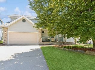 5110 Raintree Dr, West Des Moines, IA 50265