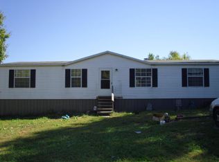 2110 Old Wolf River Rd, Jamestown, TN 38556