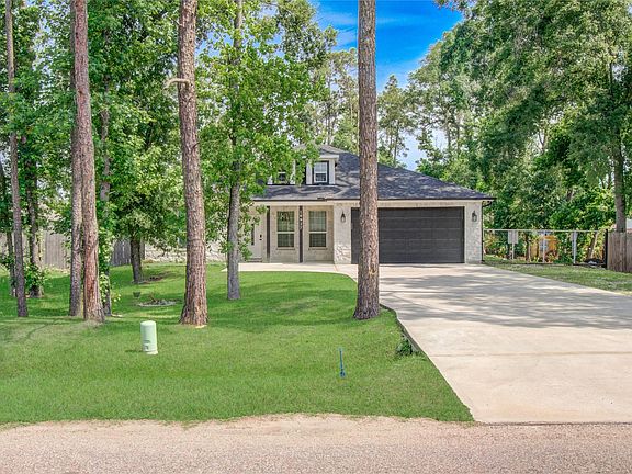 3rd image of 18927 Iris Ln