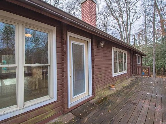 4th image of 141 Lake Caroline Dr