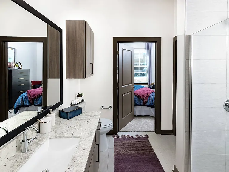 Everleigh Duluth 55+ Active Adult Apartments + — Photo 14