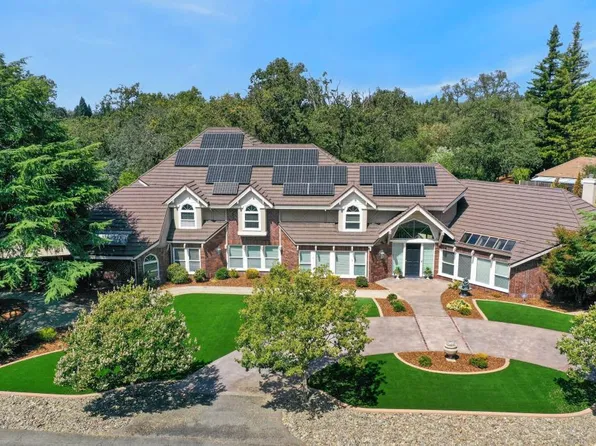 8721 Petite Creek Dr, Orangevale, CA 95662