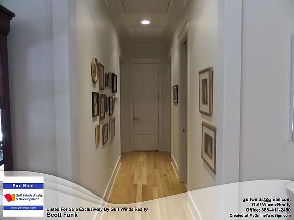 3rd image of 14118 Woodland Dr