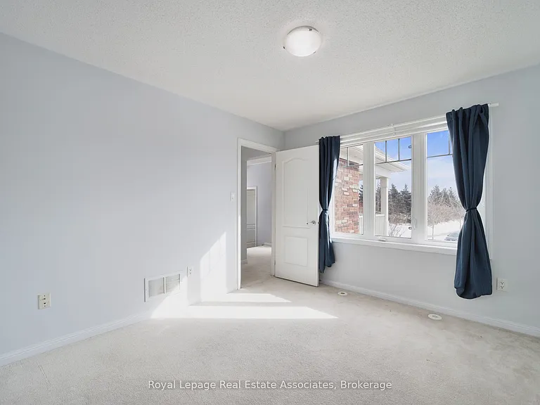34 McCandless Ct — Photo 24