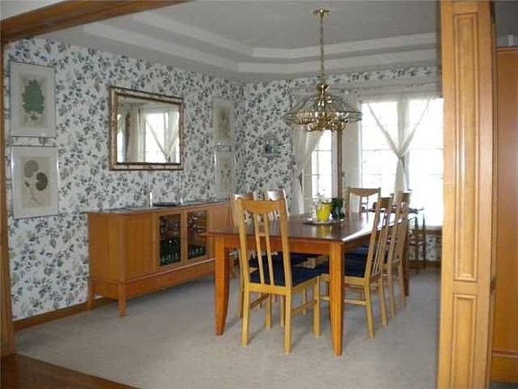 5th image of 26811 Dogwood Ln