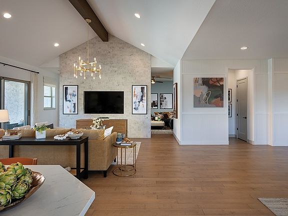 The Woodbury - Living Room