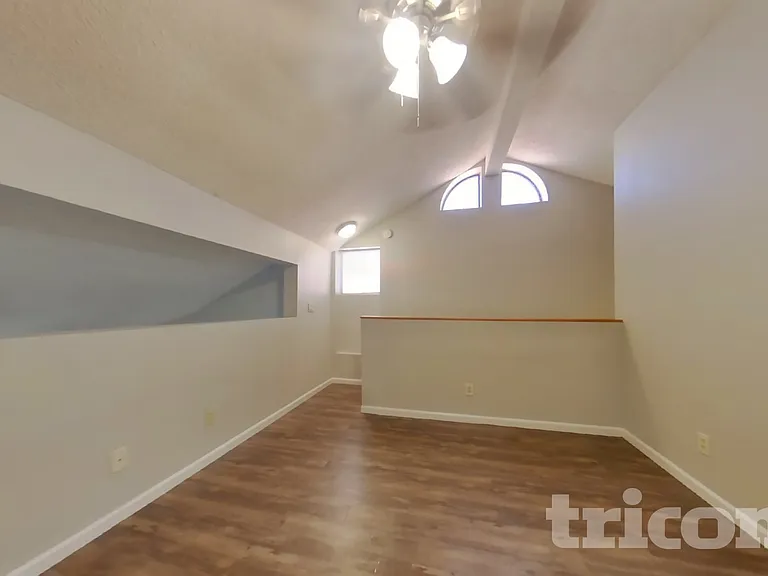 19820 N 13th Ave #221 — Photo 13