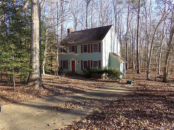 3rd image of 154 Country Club Dr