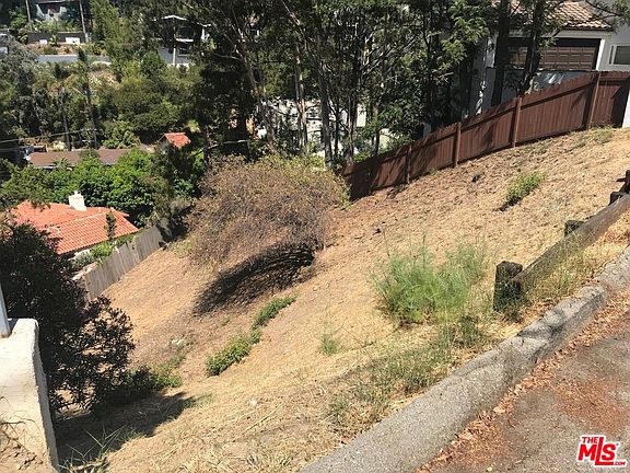 5th image of 2553 Hargrave Dr