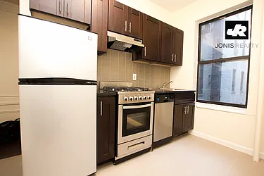 Rented by Jonis Realty