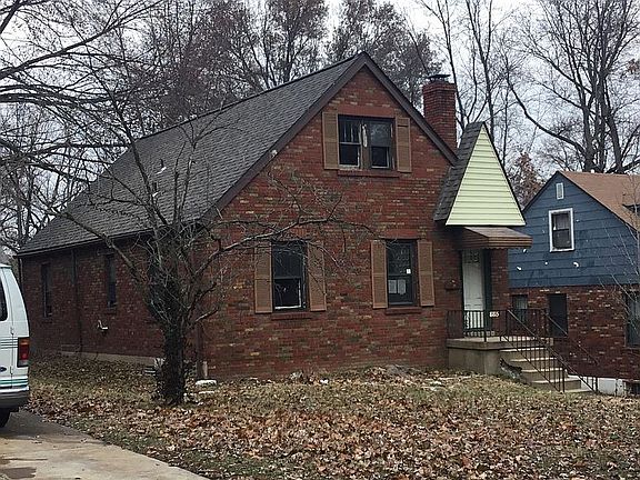 2nd image of 8815 Shady Grove Ave