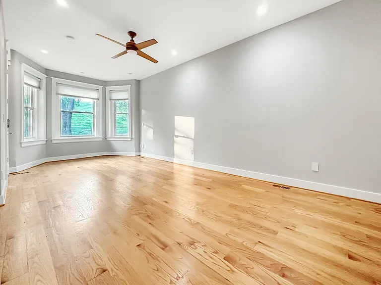 122 Bryant St NW #1 — Photo 4