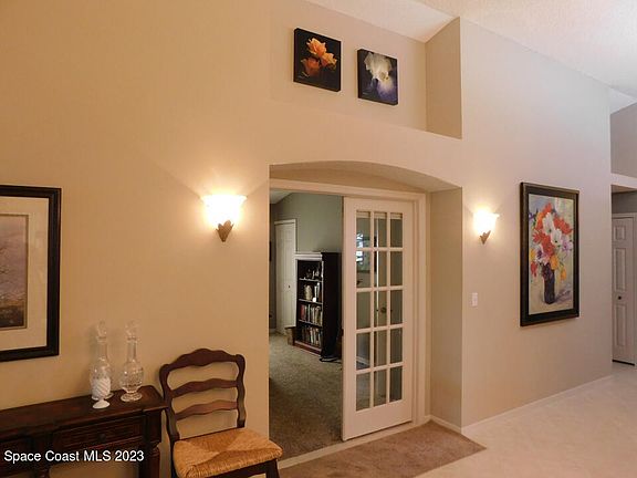 4th image of 3936 Saint Armens Cir
