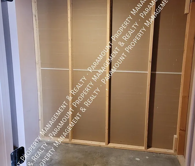 543 W Maryland Ave — Photo 20