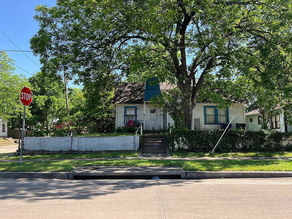 1st image of 2600 W Brooklyn Ave