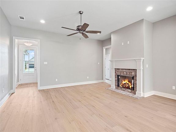 5th image of 72694 Robindale Dr