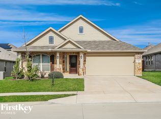 824 Skytop Dr, Haslet, TX 76052