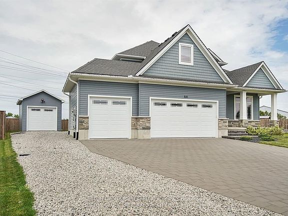 3rd image of 551 Scenic Ct