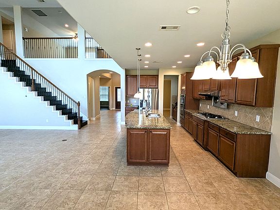 5th image of 4307 Trinity Creek Ct