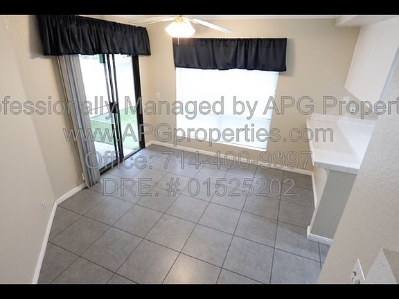 3rd image of 49 Hollyhock Ln