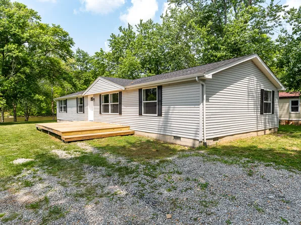 3290 Bradbery Pl, North Vernon, IN 47265