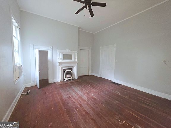 5th image of 768 E Lee St