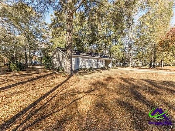3rd image of 245 Lake Joy Rd