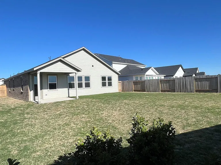 21835 Redwood Bluff Trl — Photo 22