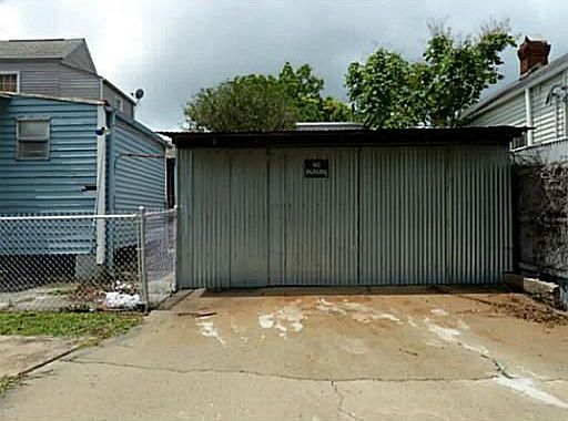 4th image of 5241 Laurel St
