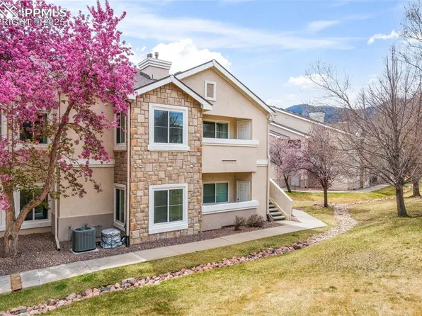 3890 Strawberry Field Grv APT F, Colorado Springs, CO 80906