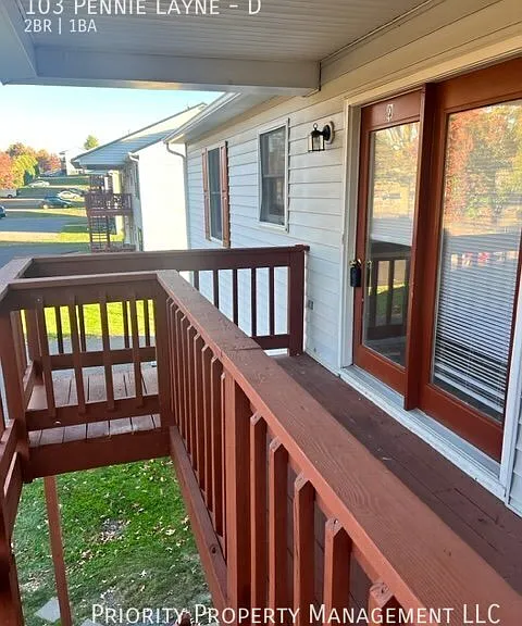 103 Pennie Ln #D — Photo 4