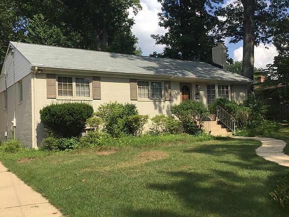 2nd image of 3307 Brush Dr