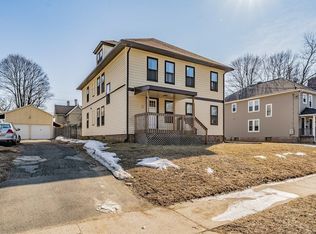 272-274 Pleasant St, Holyoke, MA 01040