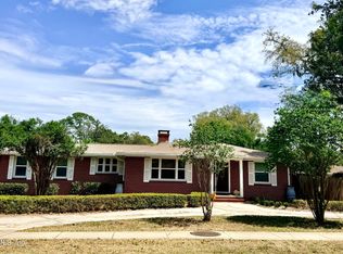 351 UNIVERSITY Boulevard N, Jacksonville, FL 32211