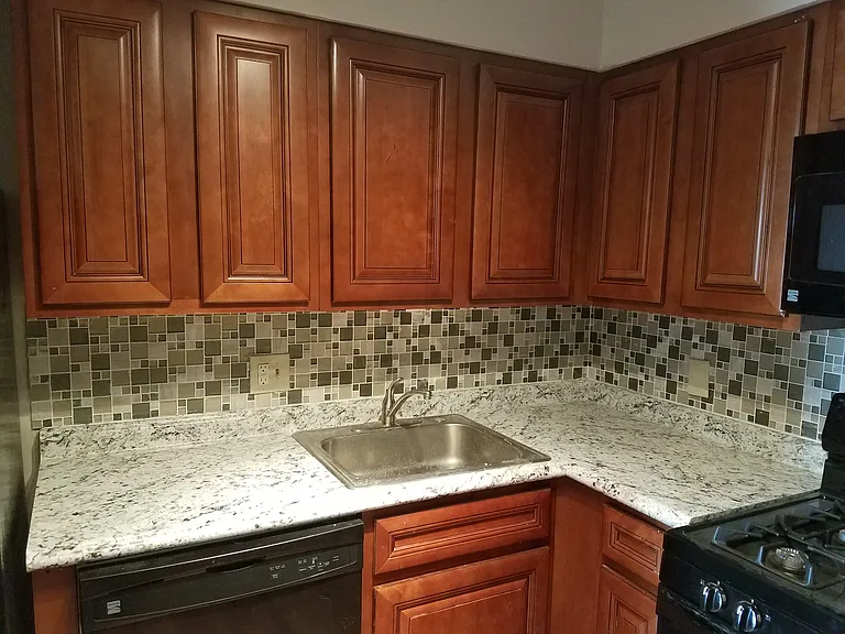 505 N Benton Ave — Photo 18