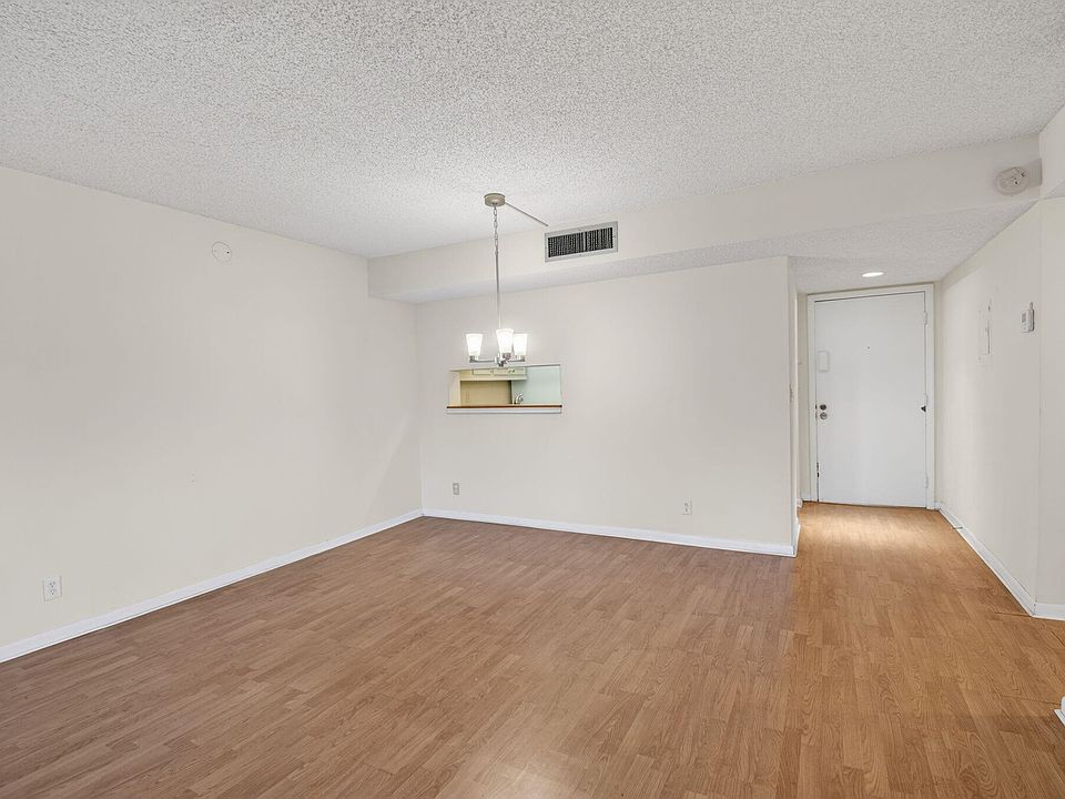 1st image of 5190 Las Verdes Circle #120