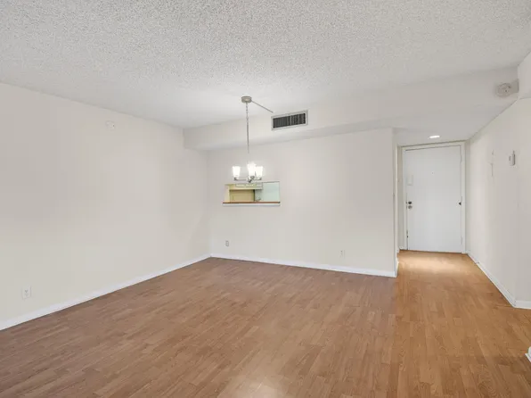 5190 Las Verdes Circle #120, Delray Beach, FL 33484