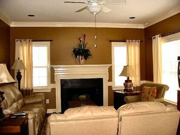 5th image of 628 Pine Knoll Dr