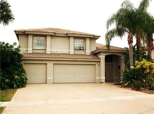 2nd image of 3711 Moon Bay Cir