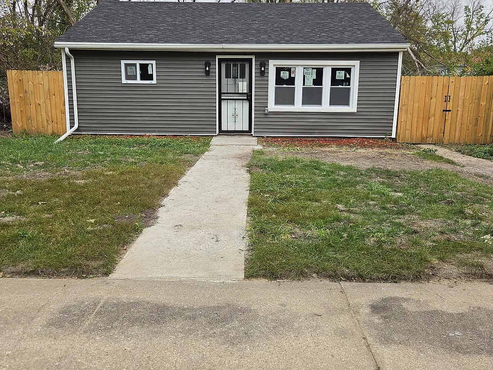 2140 E 20th Ave