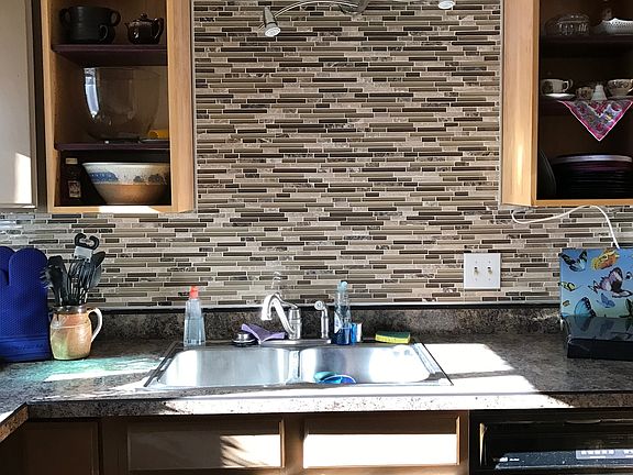 3rd image of 69 Trinidad Dr