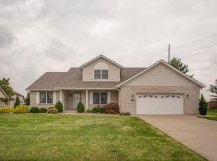 5182 Depaul Dr, Fairview Heights, IL 62208