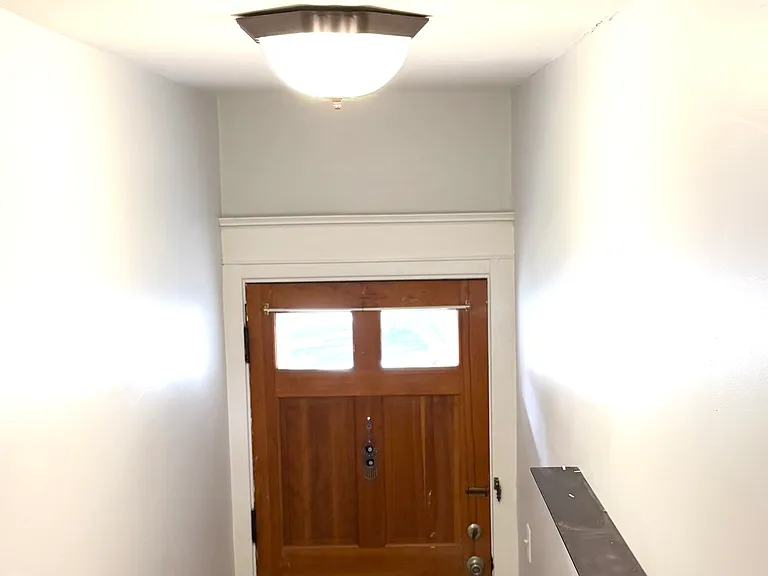 33 Delaware Ave #2 — Photo 3
