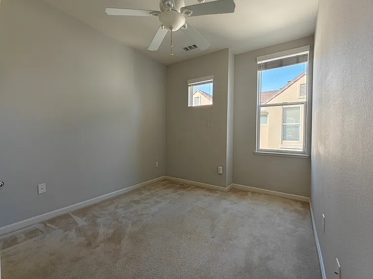 171 Bel Air Ct — Photo 25