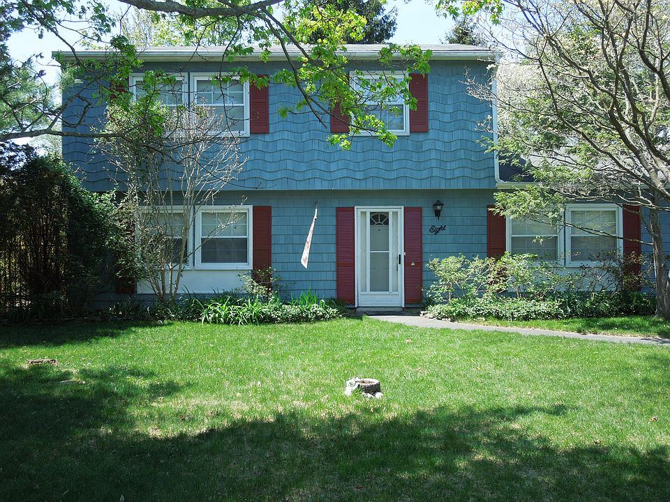 1st image of 8 Ormand Ave
