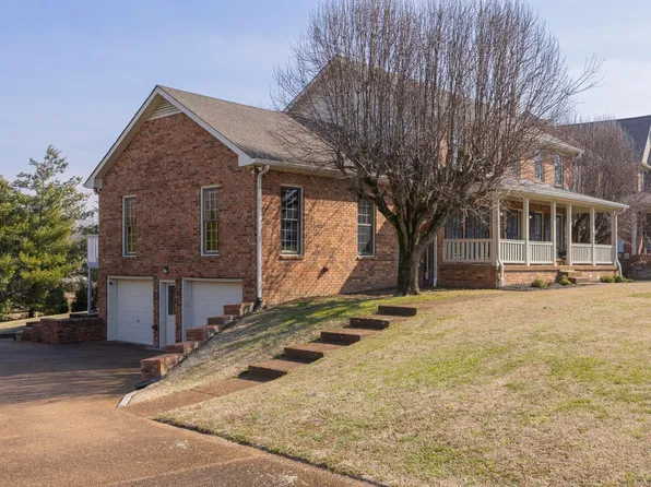 823 Countrywood Dr, Franklin, TN 37064