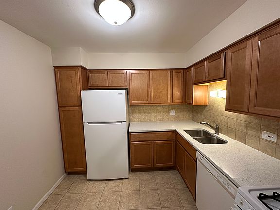 5th image of 1493 N Winslowe Dr Unit 202